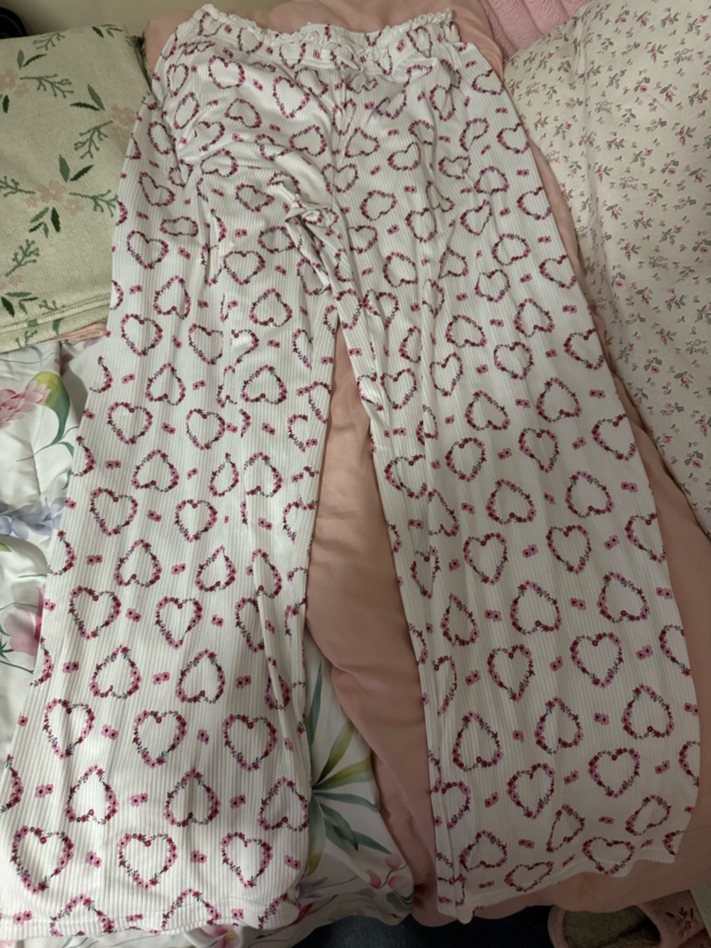 Women’s White Ribbed Pajama Pants with Pink Heart Print